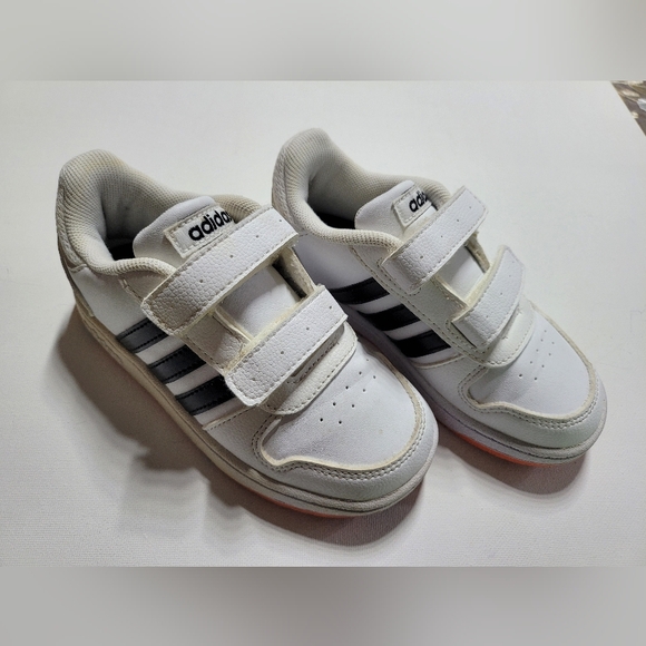 Adidas Unisex-Child Hoops Sneaker - Picture 8 of 12